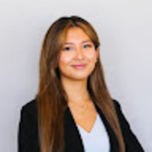 Meet your Posher, Mia